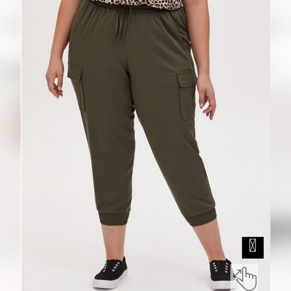 TORRID Olive Green cargo ankle jogger pants  size 1x - Picture 4 of 8